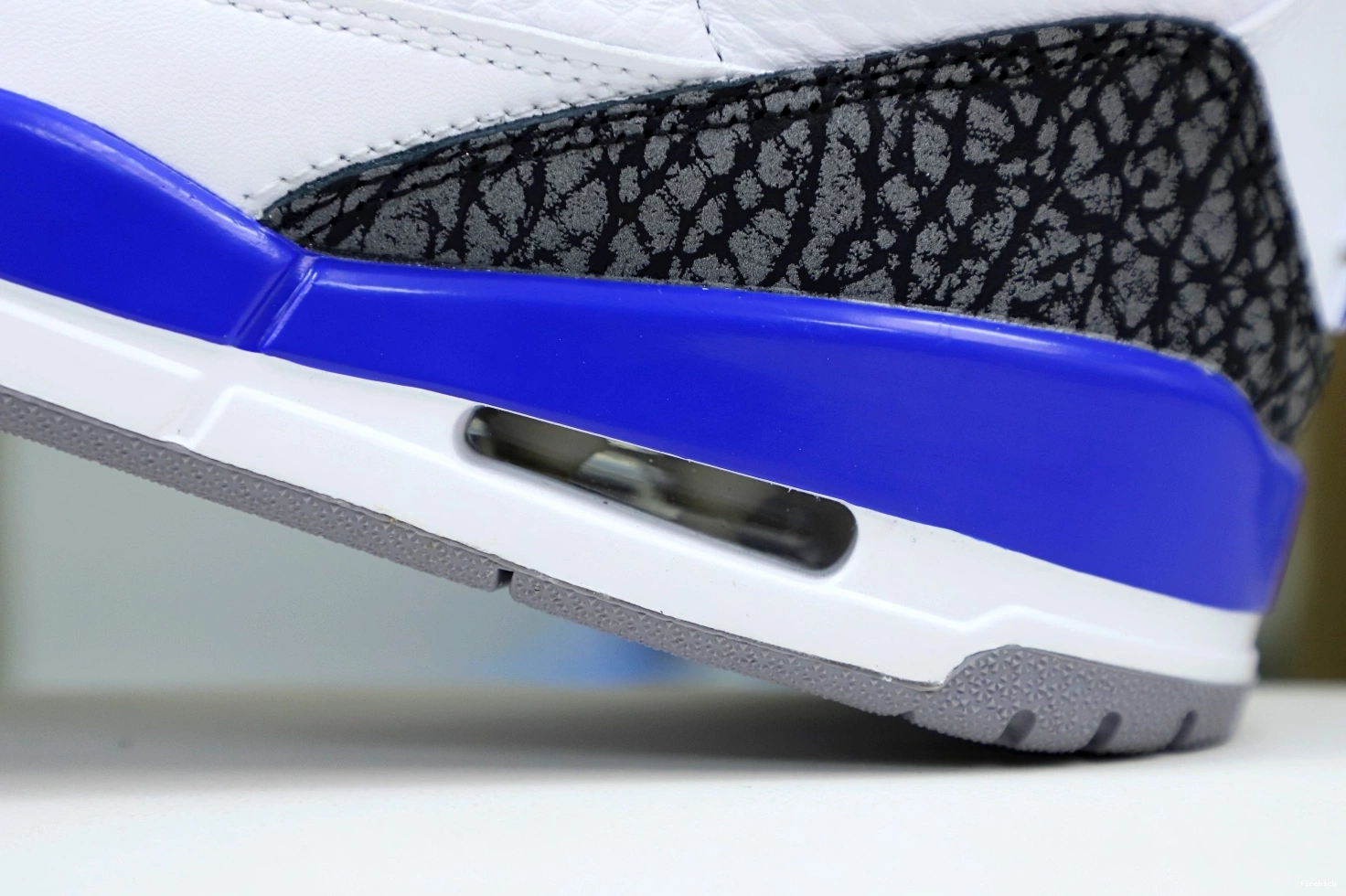 JORDAN AIR RETRO 'RACER (CT8532-145) 3 BLUE' 1224